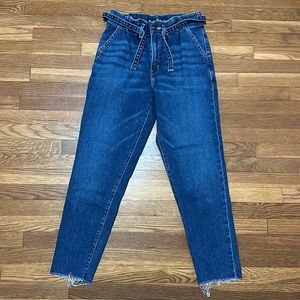Hollister High-Rise Paperbag Jeans